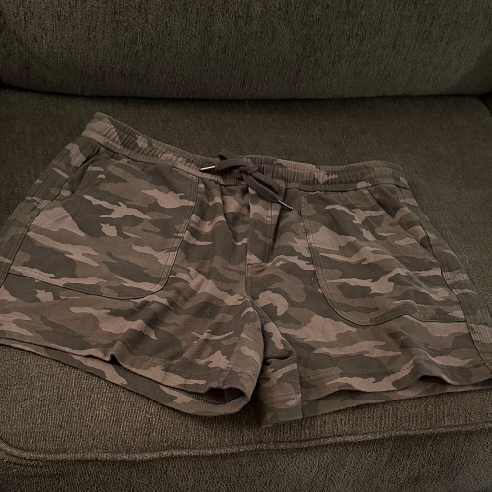 Athleta Gray Camouflage Athletic Shorts